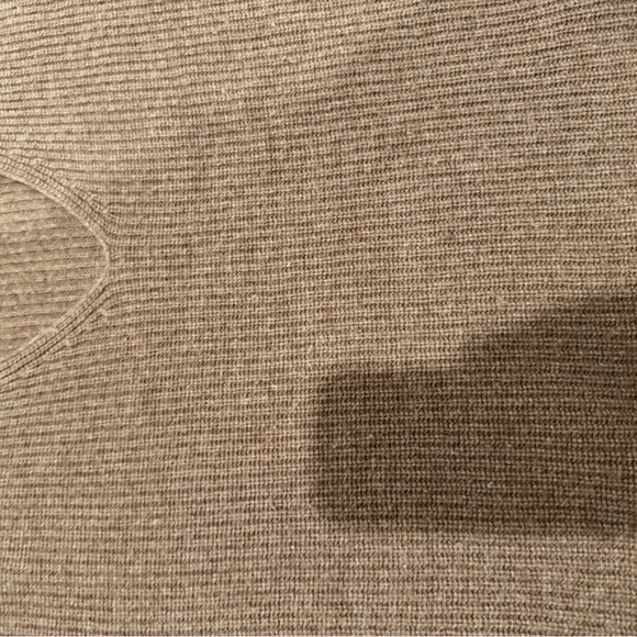 Jenni Kayne V-Neck Brown Sweater, size small - Picture 2 of 4